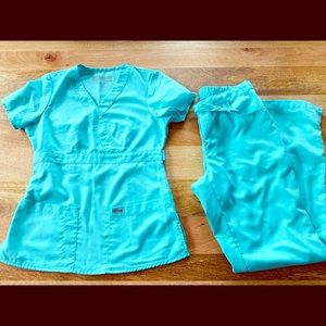 Grey’s Anatomy by Barco Teal Scrub Set
